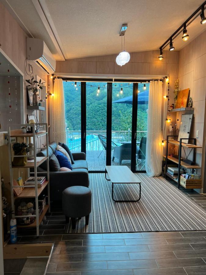 Us On Earth Guesthouse Danyang Luaran gambar
